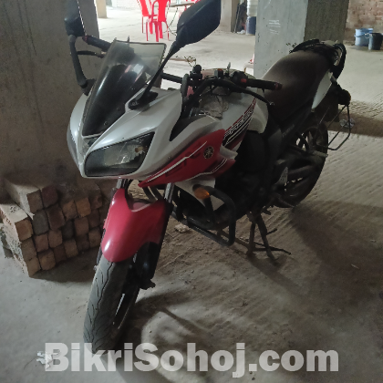 Yamaha Fazer 2015